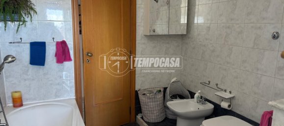 2 bedrooms Apartment in Naples, Italy No. 348681 3