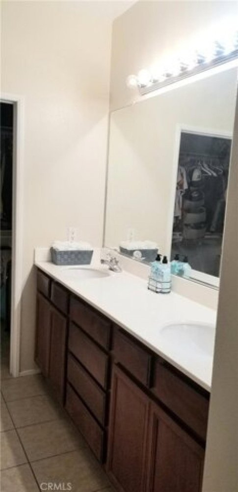 3 غرف نوم منزل في Perris, USA رقم 381564