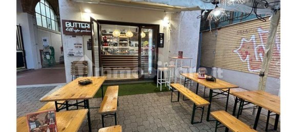 1غرفة عقار تجاري في Aprilia, Italy رقم 267434 9