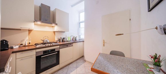 3-salle Appartement à Brigittenau, Austria No. 250462 10