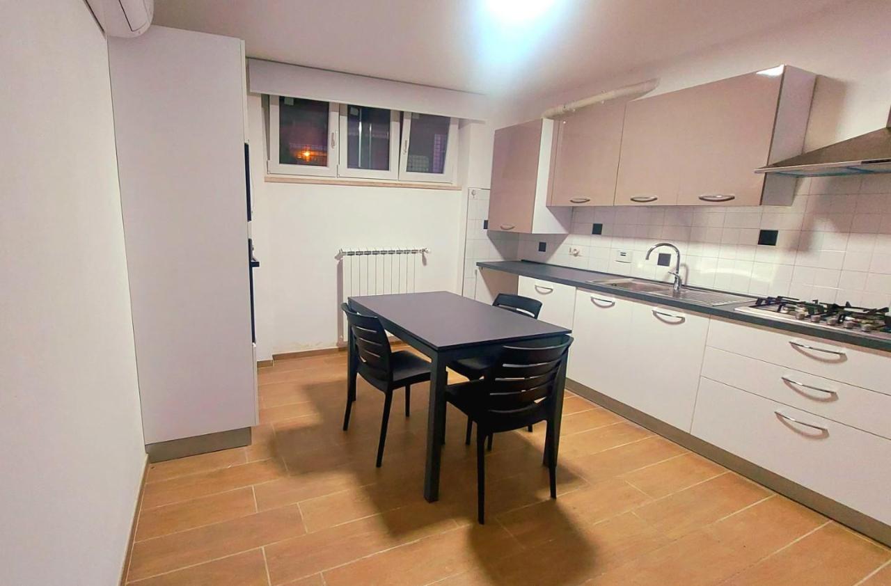 3-Zimmer Wohnung in Carrara, Italy, Nr. 43494