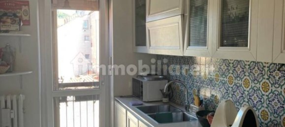 3 bedrooms Apartment in Turin, Italy No. 356976 8