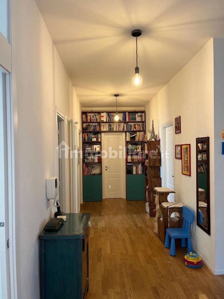 3 bedrooms Apartment in Turin, Italy No. 356976