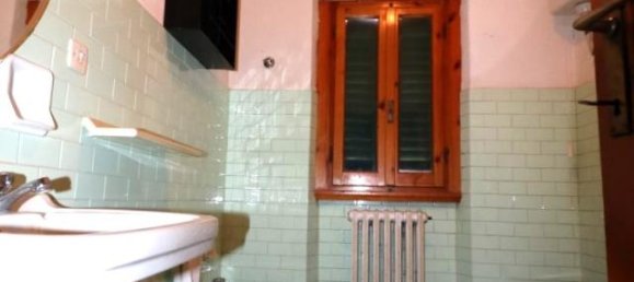 9 rooms Villa in Montevarchi, Italy No. 237425 2