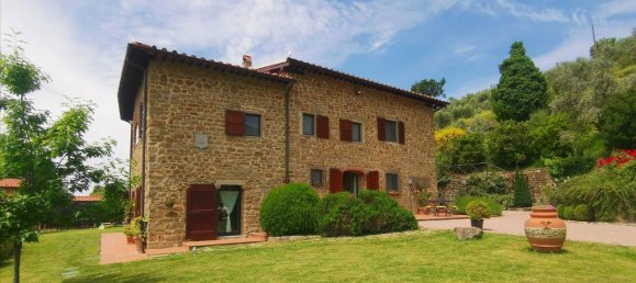 13 rooms House in Reggello, Italy No. 70430 2