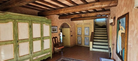 13 rooms House in Reggello, Italy No. 70430 10