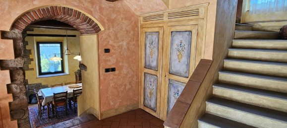 13 rooms House in Reggello, Italy No. 70430 11