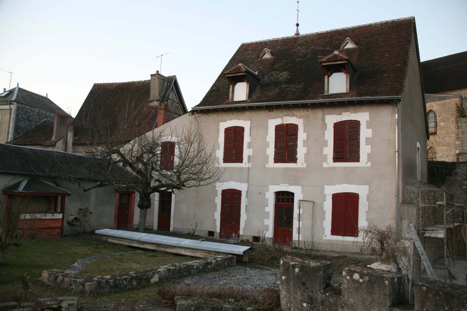 5 Schlafzimmer Haus in Vierzon, France, Nr. 97501