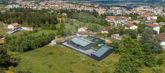 3 bedrooms House in Chaves, Portugal No. 19519 26