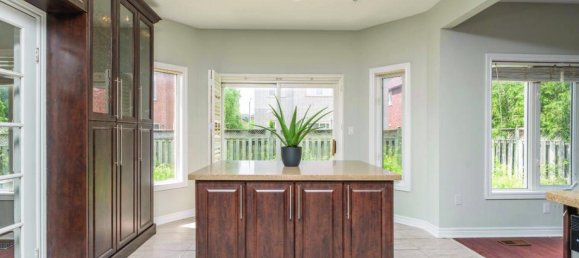 6 Schlafzimmer Haus in Mississauga, Canada, Nr. 923 9