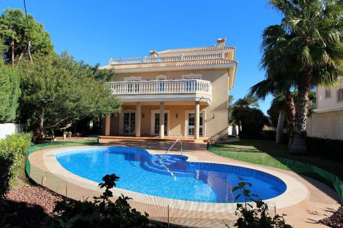 7 bedrooms House in Cabo Roig, Spain No. 284409