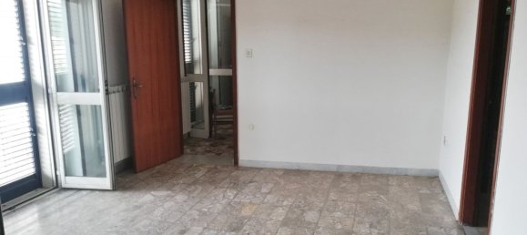 4 rooms House in Melizzano, Italy No. 69358 9
