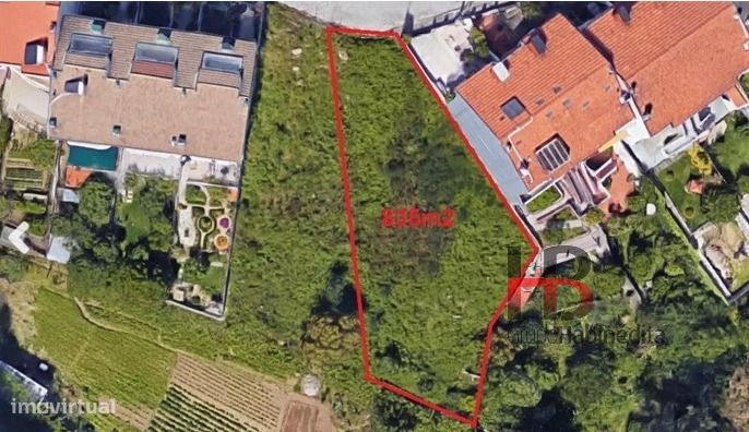 835m² Land in Vila Nova de Gaia, Portugal No. 19350