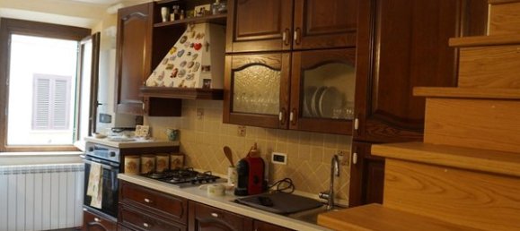 2غرفة شقة في Poggio Nativo, Italy رقم 72750 8