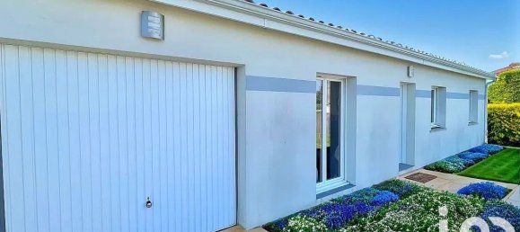 3 bedrooms House in Ambares-et-Lagrave, France No. 95860 13