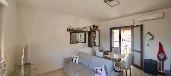 4 bedrooms House in Pomezia, Italy No. 344379 10