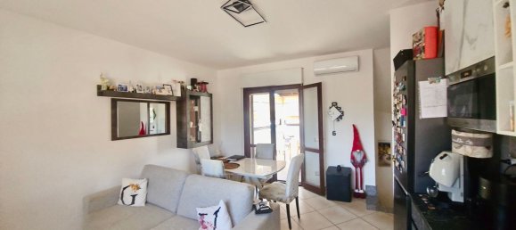 4 bedrooms House in Pomezia, Italy No. 344379 4