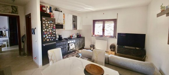 4 bedrooms House in Pomezia, Italy No. 344379 3