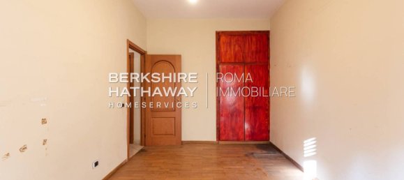 3 bedrooms Apartment in Rome, Italy No. 374175 14