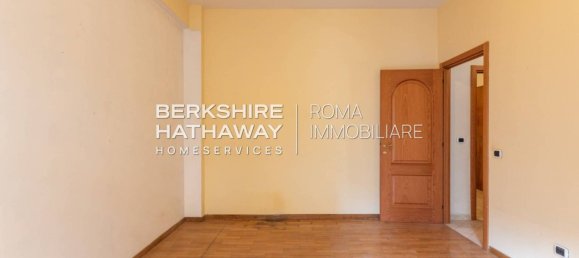 3 bedrooms Apartment in Rome, Italy No. 374175 18