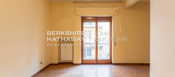 3 bedrooms Apartment in Rome, Italy No. 374175 16