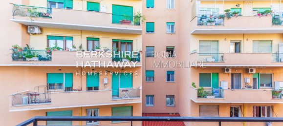 3 bedrooms Apartment in Rome, Italy No. 374175 27