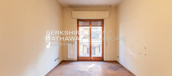 3 bedrooms Apartment in Rome, Italy No. 374175 13