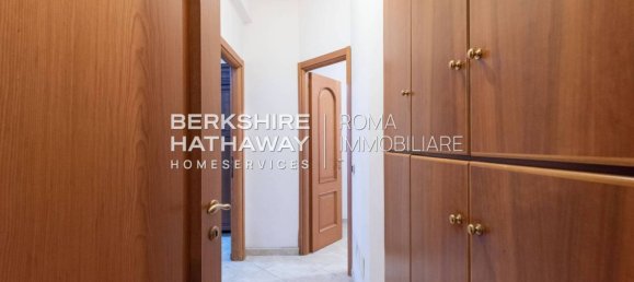 3 bedrooms Apartment in Rome, Italy No. 374175 22