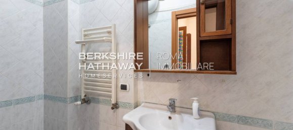 3 bedrooms Apartment in Rome, Italy No. 374175 24