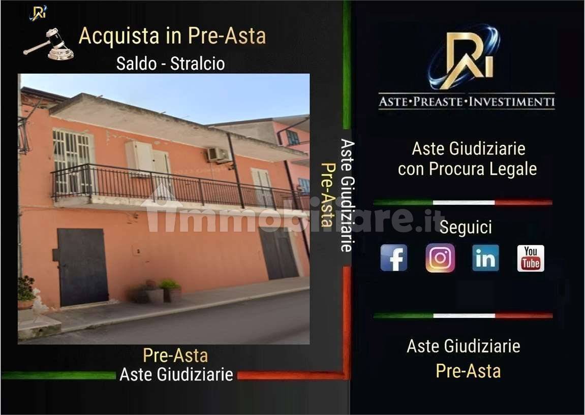 3 bedrooms Apartment in Cutro, Italy No. 183025