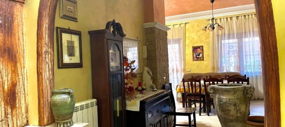3 rooms Apartment in Pomezia, Italy No. 153965 6