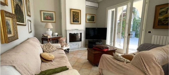 5 rooms Villa in Vallecrosia, Italy No. 199012 4