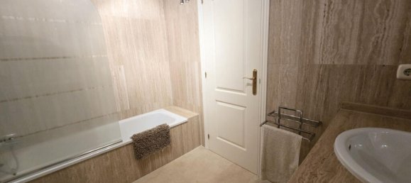 Apartamento T3 em Marbella, Spain N.º 185125 6