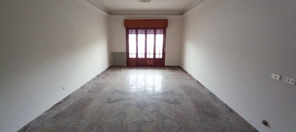 6 rooms Apartment in Villafranca Tirrena, Italy No. 83790 17
