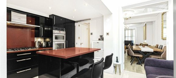 4 bedrooms House in London, United Kingdom No. 8704 14