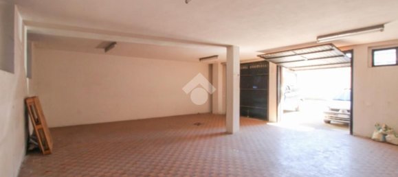 80m² Warehouse in Rovato, Italy No. 258591 2