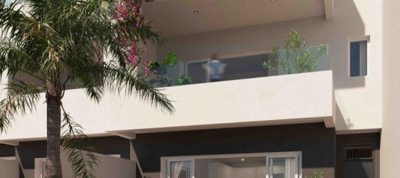 3 bedrooms Townhouse in Alicante, Spain No. 8841 2