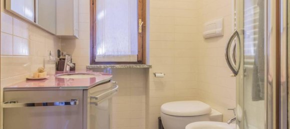 Квартира с 3 комнатами в Варенна, Италия № 152485 12