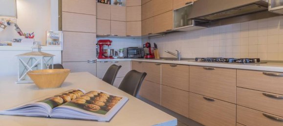 Квартира с 3 комнатами в Варенна, Италия № 152485 7