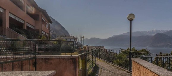 Квартира с 3 комнатами в Варенна, Италия № 152485 21