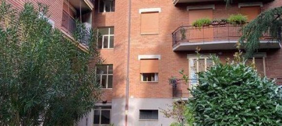 5 rooms Apartment in Modena, Italy No. 28373 27