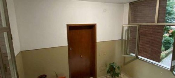 5 rooms Apartment in Modena, Italy No. 28373 43