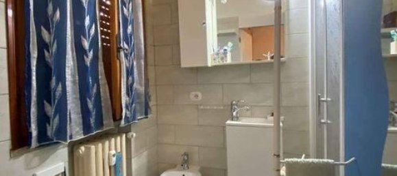 5 rooms Apartment in Modena, Italy No. 28373 37