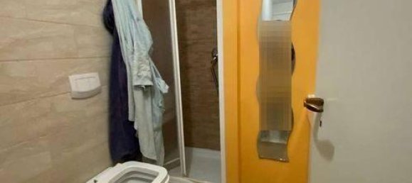 5 rooms Apartment in Modena, Italy No. 28373 11