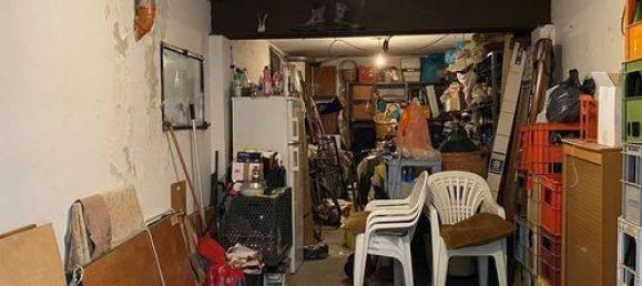 5 rooms Apartment in Modena, Italy No. 28373 44