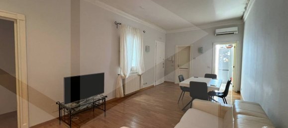 Imóvel comercial de 3 divisões em Bari, Italy N.º 34556 4