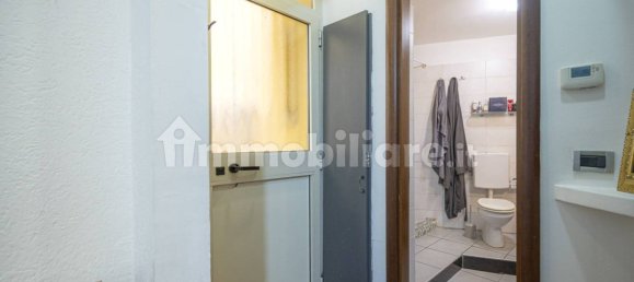Apartamento de 2 dormitorios en Trieste, Italy No. 338648 2