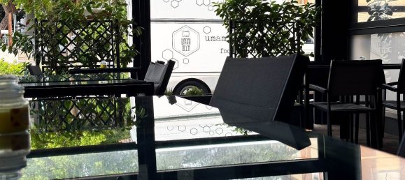 200m² Commercial property in Assisi, Italy No. 361840 7