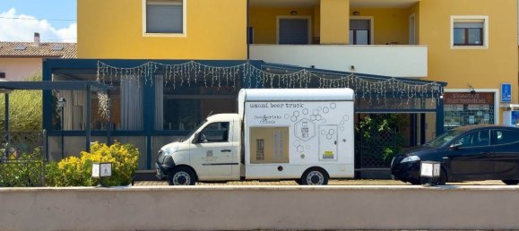 200m² Commercial property in Assisi, Italy No. 361840 3