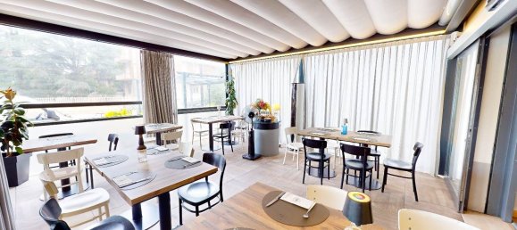 200m² Commercial property in Assisi, Italy No. 361840 27